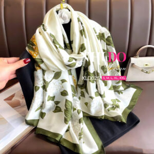 KLD025 Khăn Thiết Kế Cùng Họa Tiết Hoa Trắng Tinh Tế
