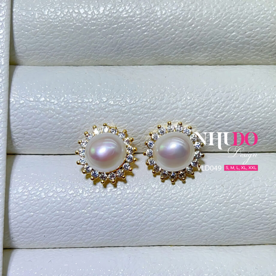 VLD049 Khuyên Tai Thiết Kế Cùng Viền Đá Trắng Nhỏ Lấp Lánh