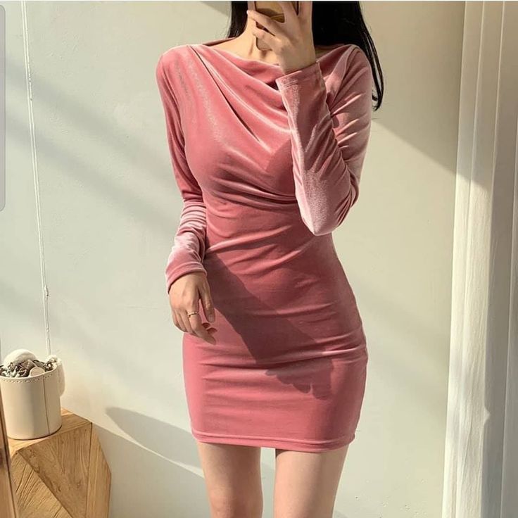 Đầm Nhung Dự Tiệc- Màu Sắc