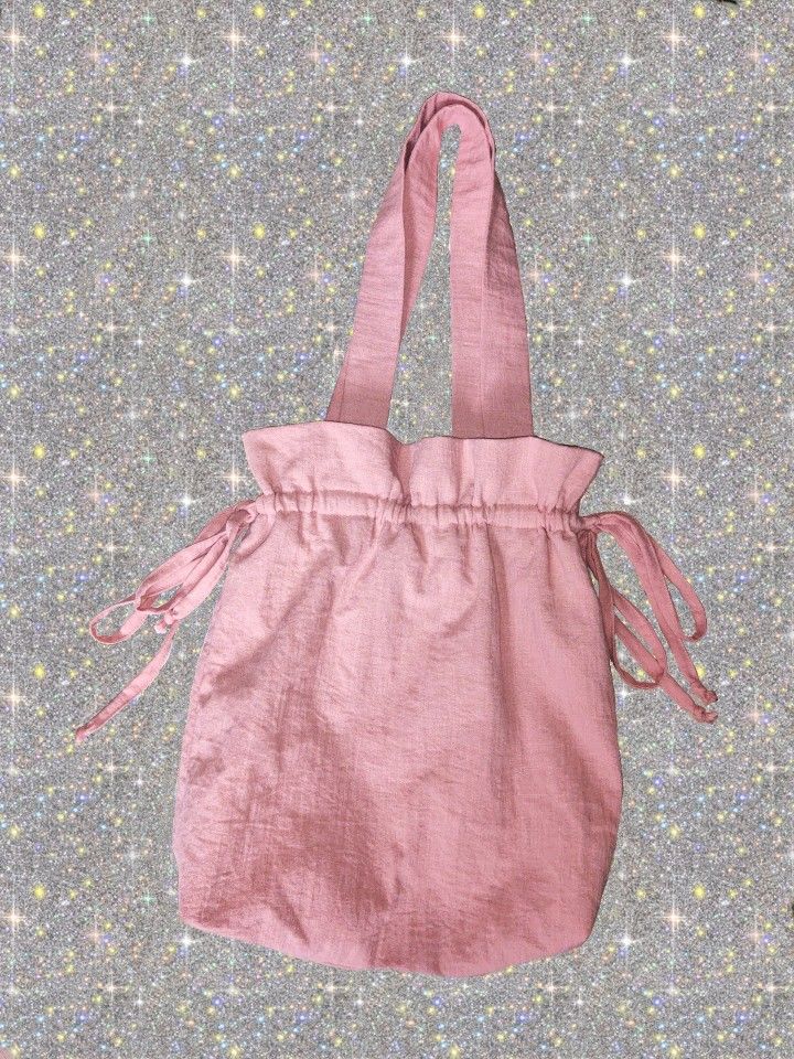 Váy Đi Tiệc Cưới Sang Chảnh - Mẹo Bảo Quản