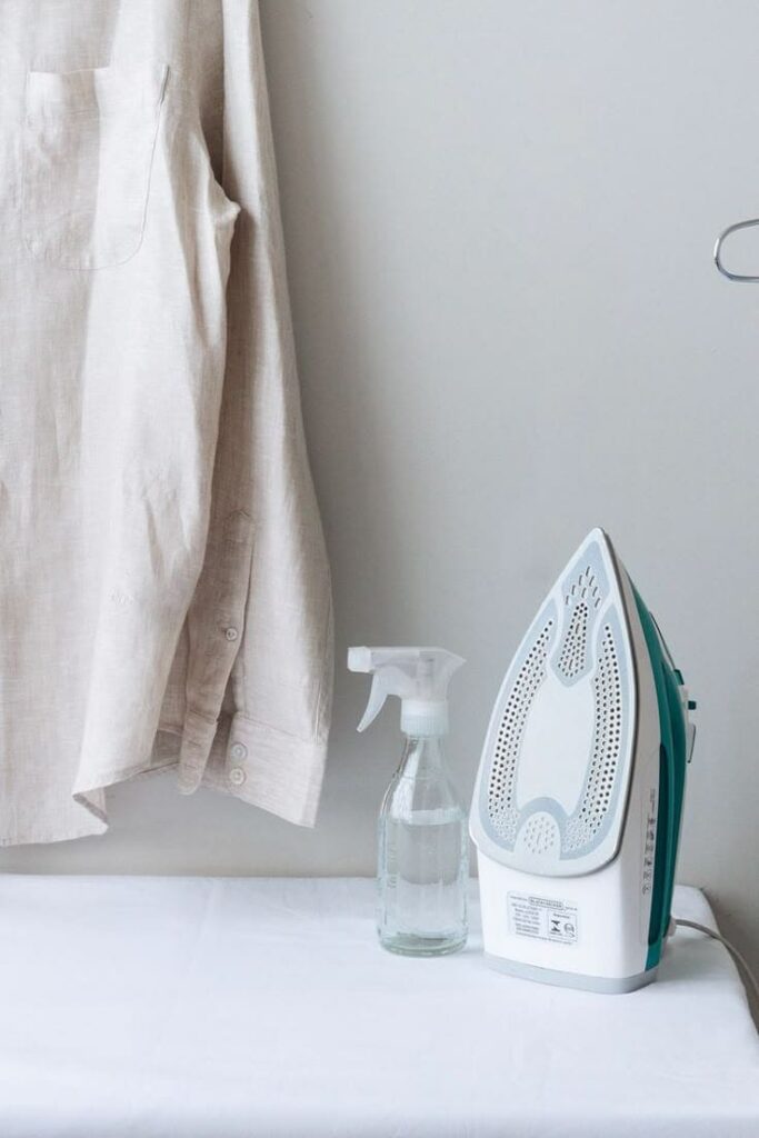 Áo Bầu Công Sở - Ủi Và Bảo Quản