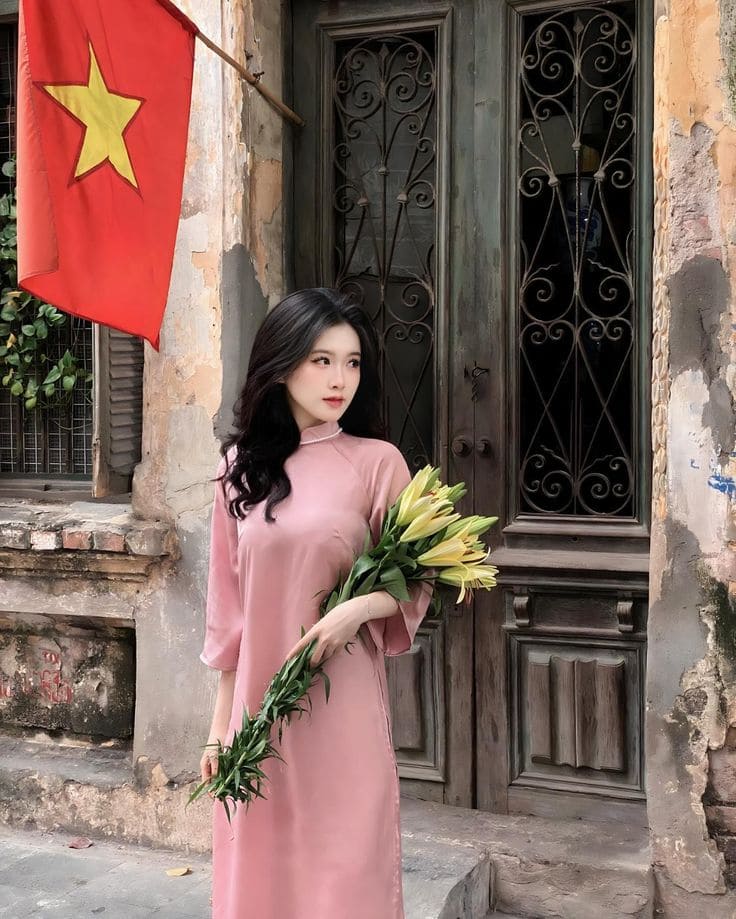 Áo Dài Công Sở - Gìn Giữ Và Quảng Bá Hình Ảnh Dân Tộc
