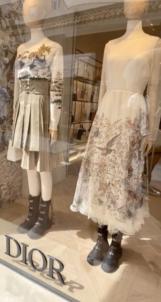 Áo Hoa Nhí Công Sở - Dior Garden