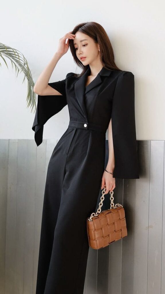 Jumpsuit Công Sở - Thiết Kế Tiện Lợi Và Thời Thượng