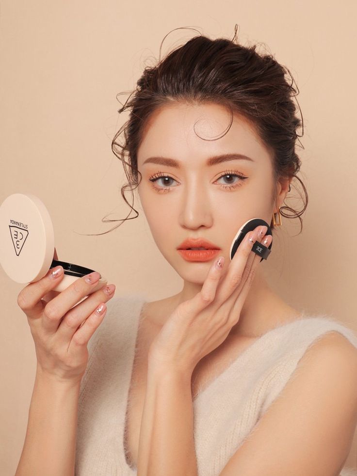 Trang Điểm Đi Tiệc - Phủ Phấn