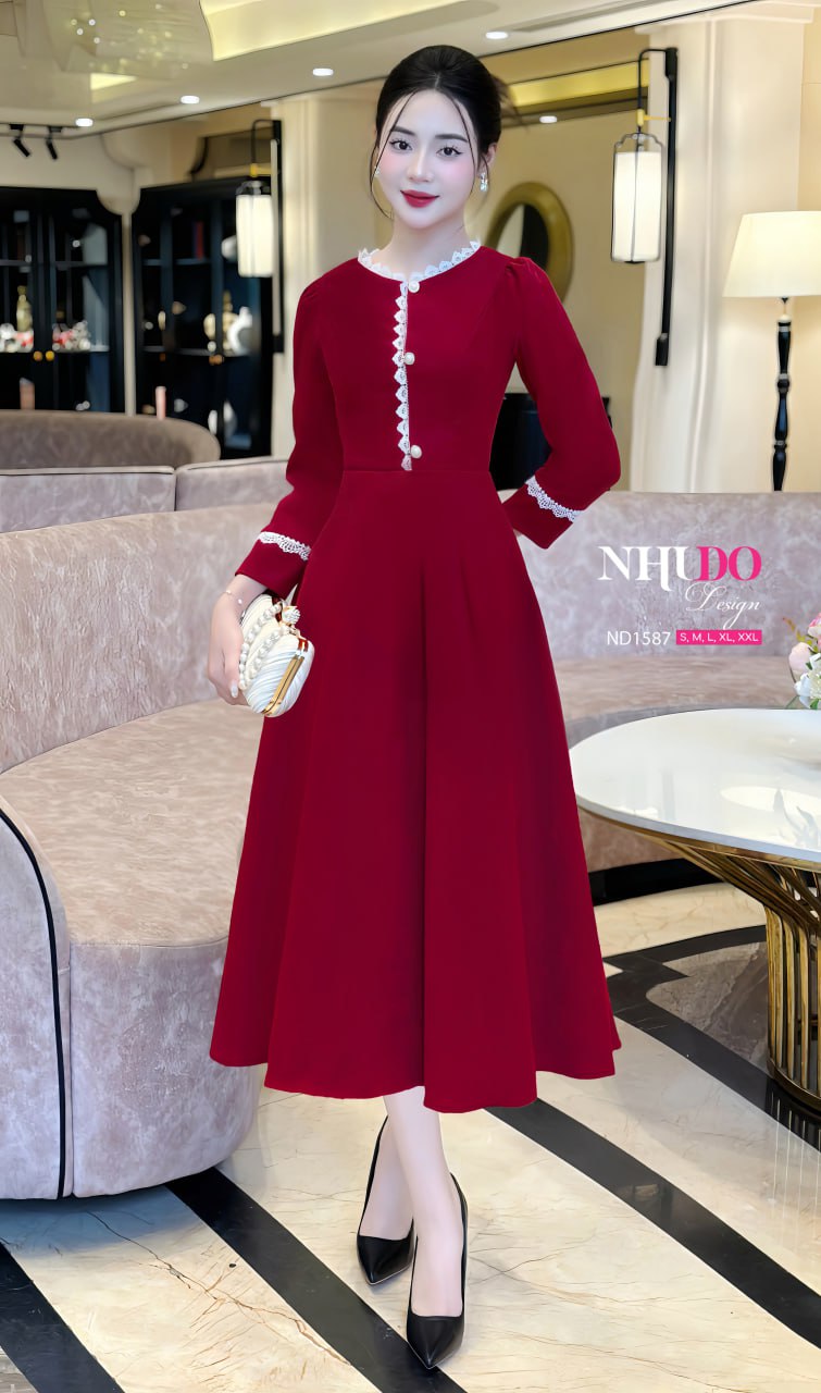 Phối đồ công sở với đầm xuông tối giản
