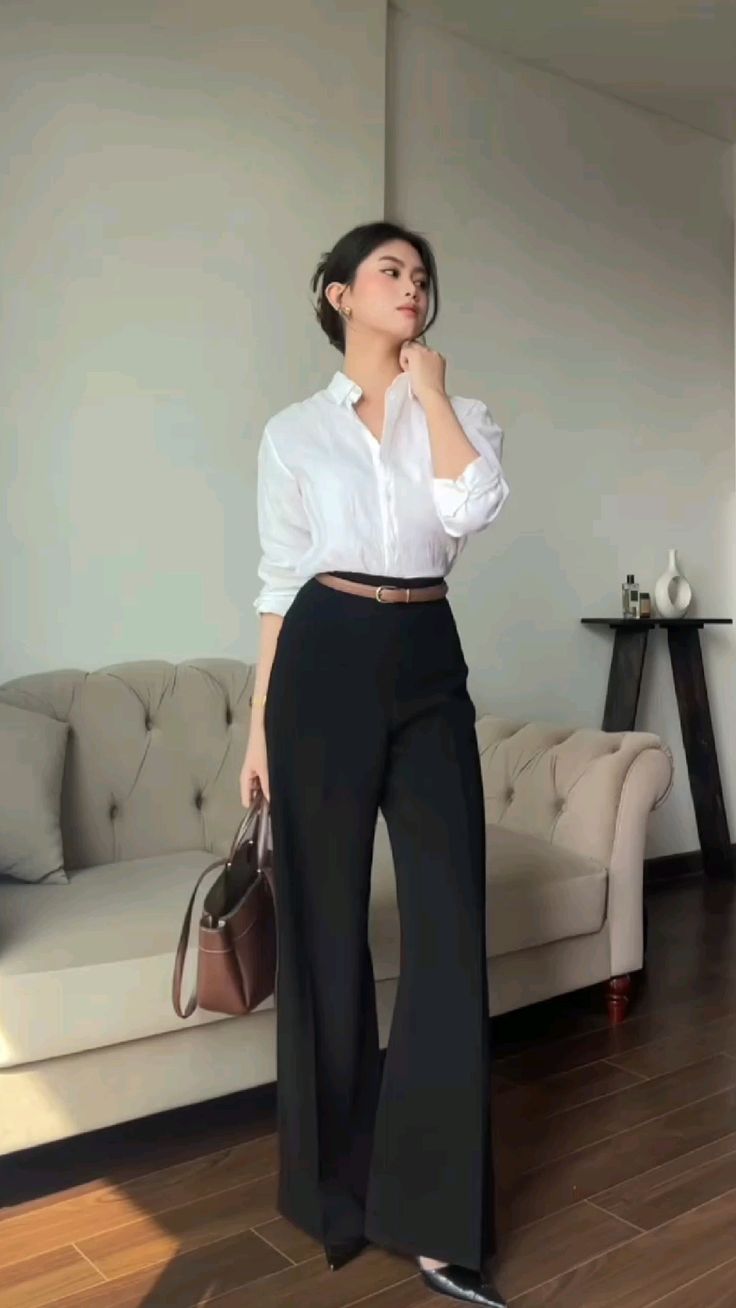 Phối đồ công sở với sơ mi trắng