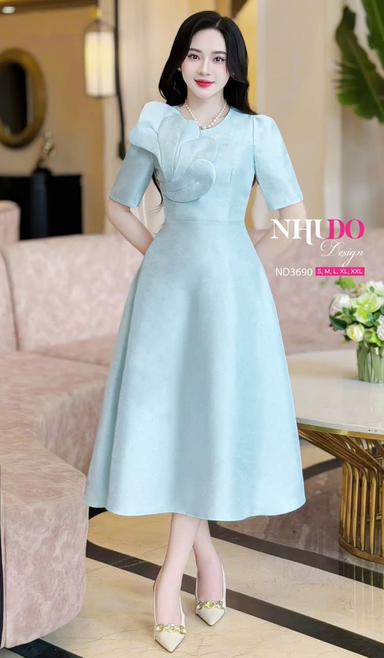 Các Màu Váy Hợp Với Mệnh Thủy