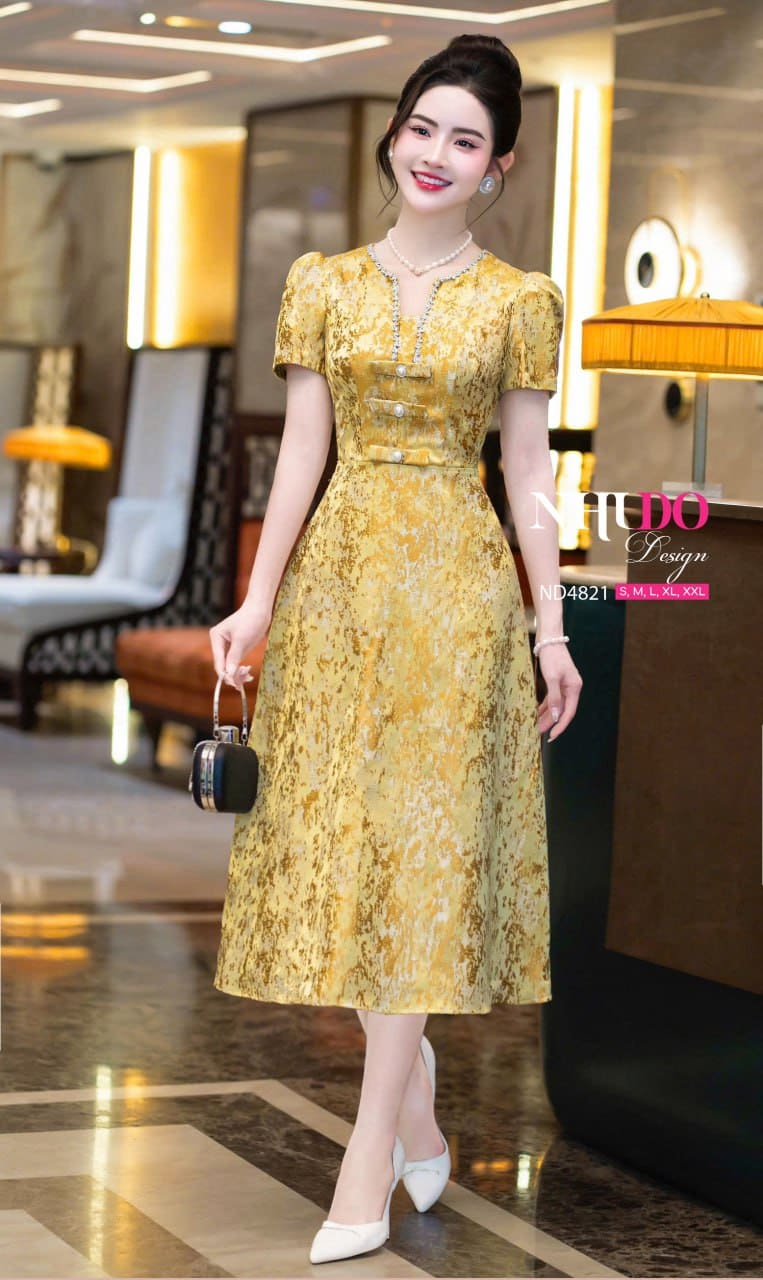 Váy Dự Tiệc Cho Người 65kg Vải Gấm Hoàng Kim Cao Cấp